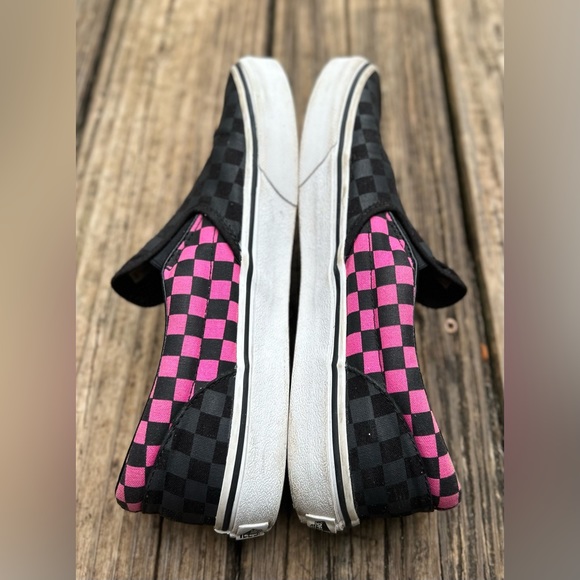 Vans Kids Size 7 checkerboard slip on sneakers 25 inches in black and pink - Picture 5 of 10